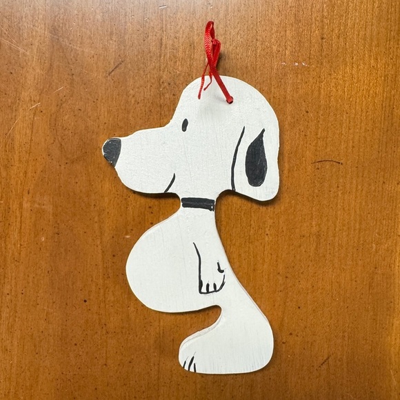 Wooden Snoopy Ornament - Picture 4 of 4